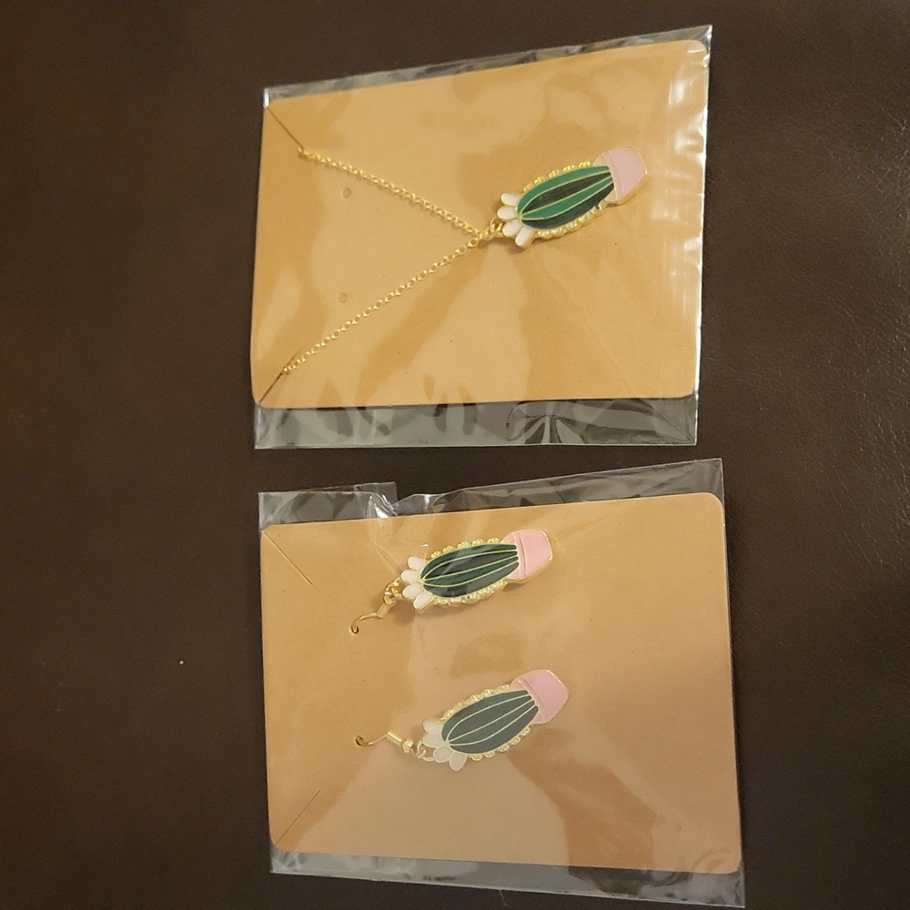 Matching Cactus Earrings and Necklace Set